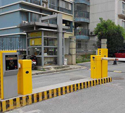 大庆隆升达门业-道闸